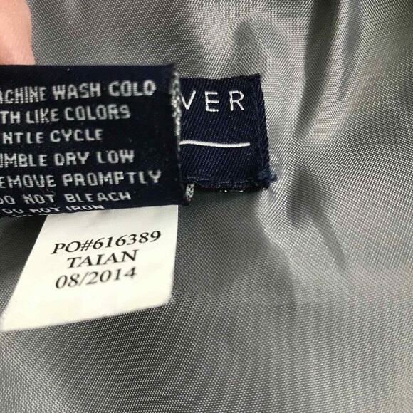 Charles‎ River Quilted Vest Womens Small Primaloft Full Zip Pockets Black Gray - Picture 5 of 6